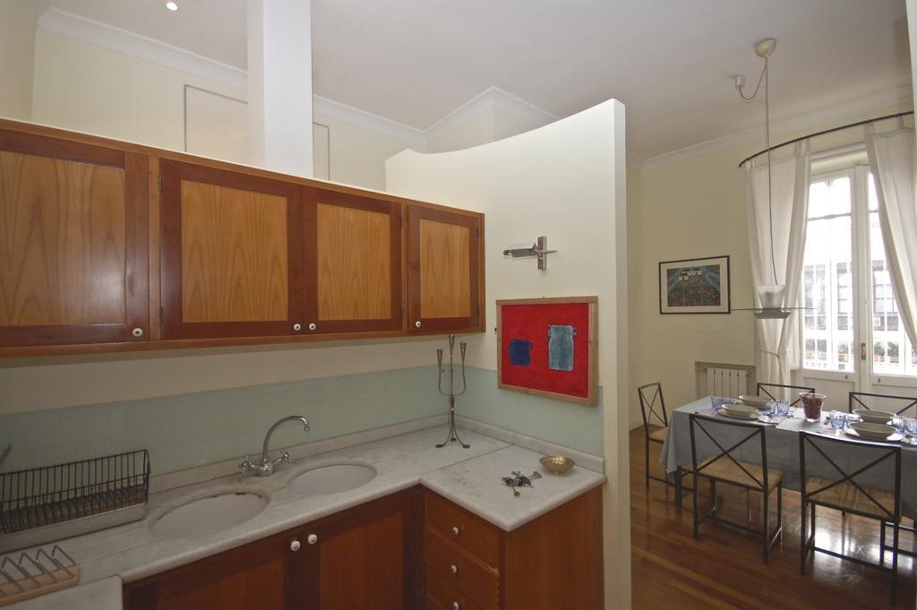 House And The City - Colosseum Apartments Roma Quarto foto
